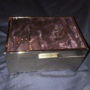 Isaac Mizrahi Jewelry Box